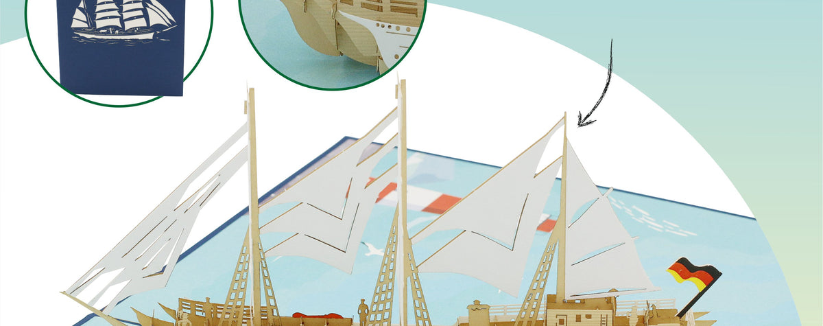 Aufgeklappte Pop-up-Karte mit dem Segelschiff Gorch Fock, dazu die Hinweise problemlos aufklappbar, filigran und präzise gearbeitet sowie hochwertiges und stabiles Feinpapier.