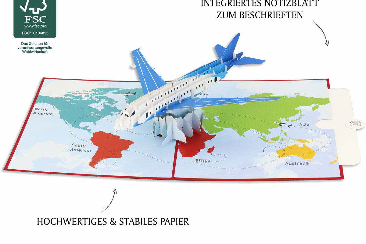 Aufgeklappte Pop-up-Karte mit Passagierflugzeug über einer Weltkarte, dazu FSC-Logo und die Hinweise integriertes Notizblatt zum Beschriften sowie hochwertiges und stabiles Papier.