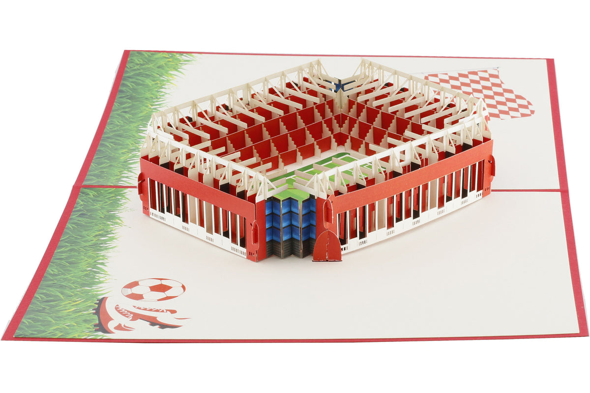 Aufgeklappte Pop-up-Karte mit Mainzer Stadion, Fahne und Fußball, seitlich fotografiert.