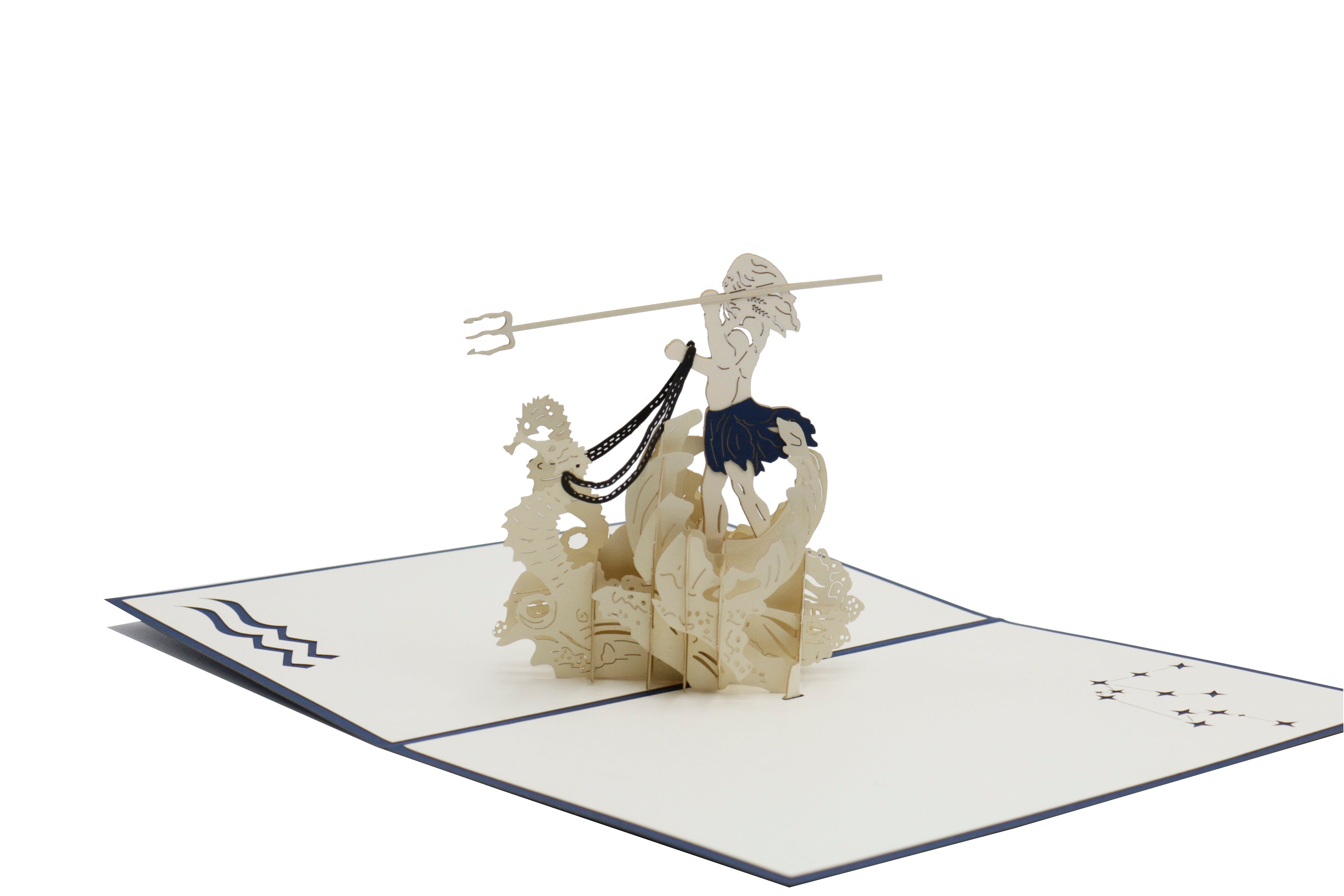 Aufgeklappte Pop-up-Karte mit einer Wassermann-Figur mit Dreizack auf Wellen, daneben Symbol und Sternbild Wassermann.