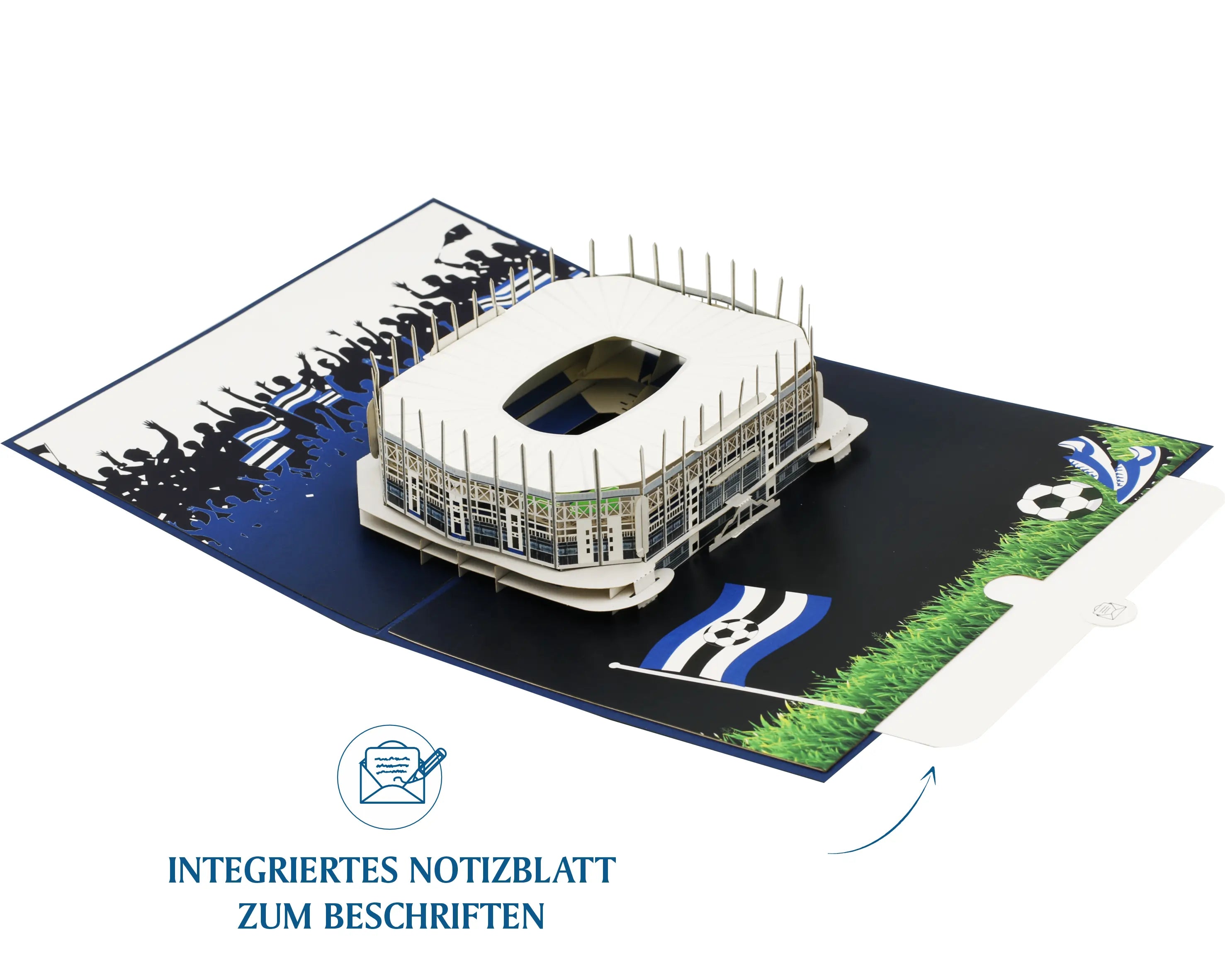 Aufgeklappte Pop-up-Karte mit dem Hamburger Stadion, Fußballflagge und Fußballmotiven auf dem Untergrund. Hinweis: integriertes Notizblatt zum Beschriften.