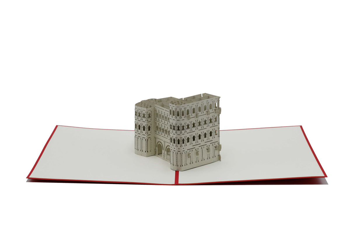 Aufgeklappte Pop-up-Karte mit der Porta Nigra, frontal fotografiert.