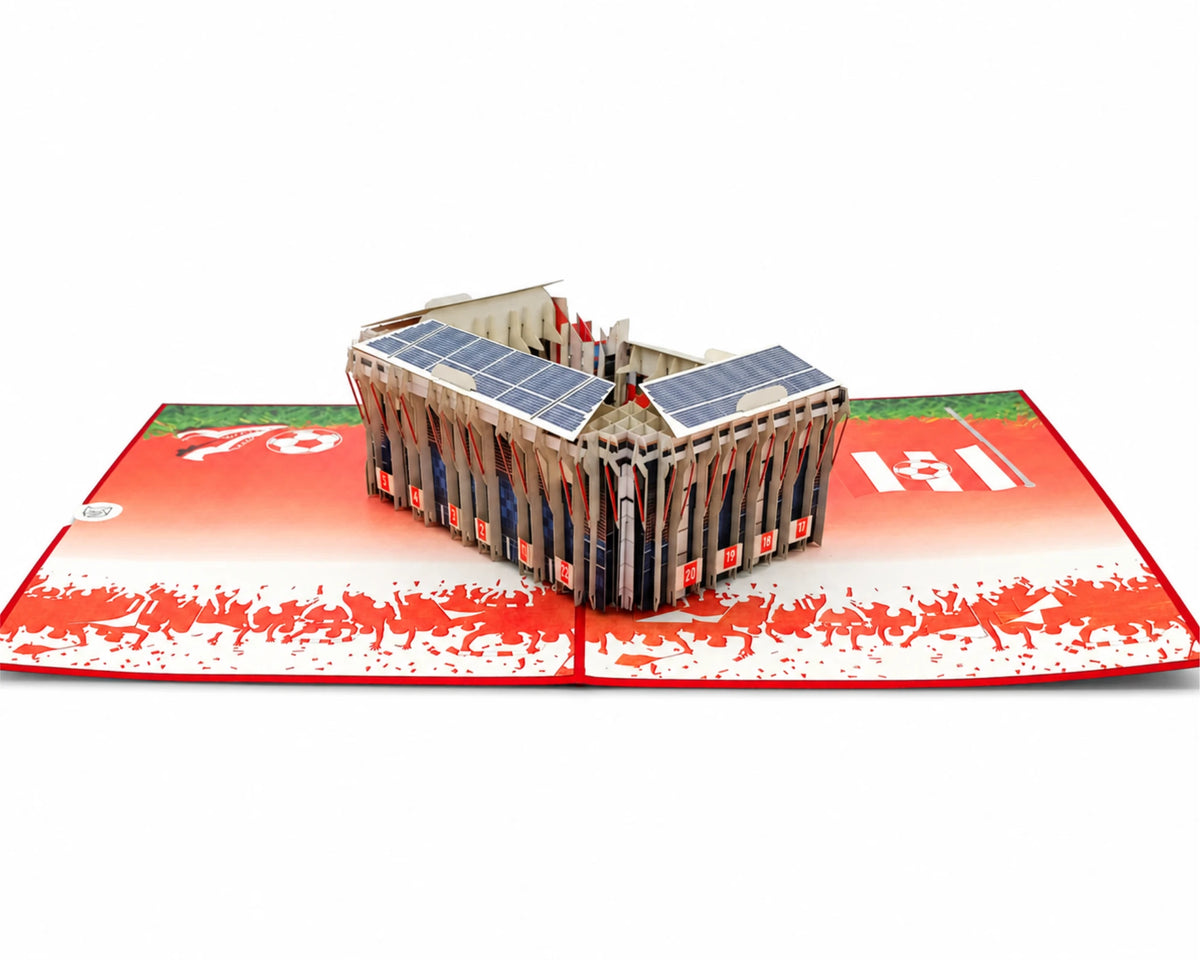 Papierstadion Kaiserslautern von hinten: Außenfassade mit roten Blocknummern an den Eingängen und Fansilhouetten