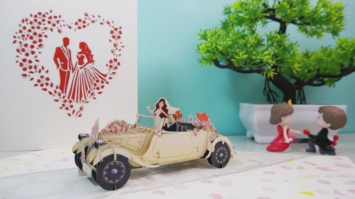 pop-up-karte-oldtimer-hochzeitsauto-mit-brautbaar